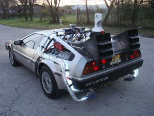 DeLorean DMC-12 - детская мечта одного парня. DeLorean DMC-12 - детская мечта одного парня.