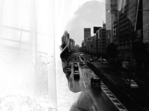 Фотографии с двойной экспозицией.