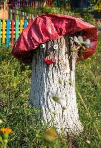 Прикольные поделки во дворах нашей страны