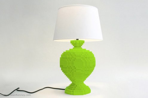 Осветительные приборы из конструктора LEGO.