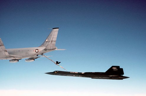 Самый быстрый пилотируемый самолет - Lockheed SR 71 Blackbird Самый быстрый пилотируемый самолет - Lockheed SR 71 Blackbird