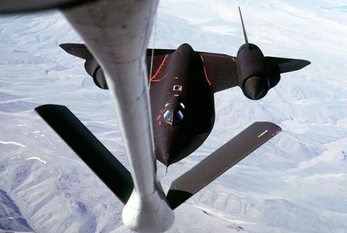 Самый быстрый пилотируемый самолет - Lockheed SR 71 Blackbird Самый быстрый пилотируемый самолет - Lockheed SR 71 Blackbird