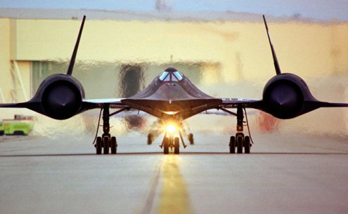 Самый быстрый пилотируемый самолет - Lockheed SR 71 Blackbird Самый быстрый пилотируемый самолет - Lockheed SR 71 Blackbird