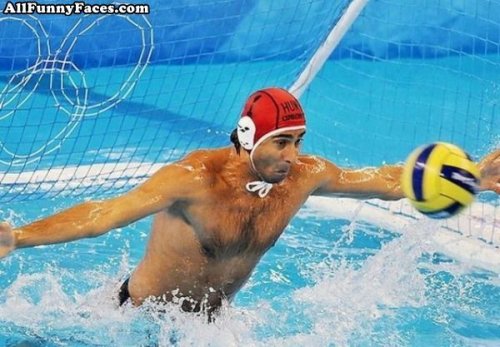 Самые забавные фотографии из мира водного поло)