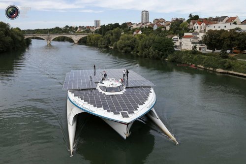 PlanetSolar – катамаран на солнечных батареях.