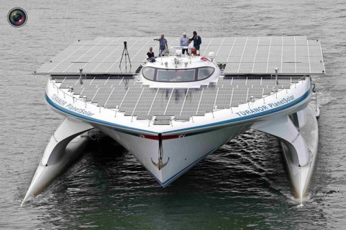 PlanetSolar – катамаран на солнечных батареях.