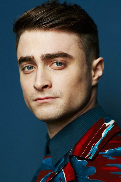 Дэниэл Рэдклифф занял обложку ноябрьского Flaunt Magazine.