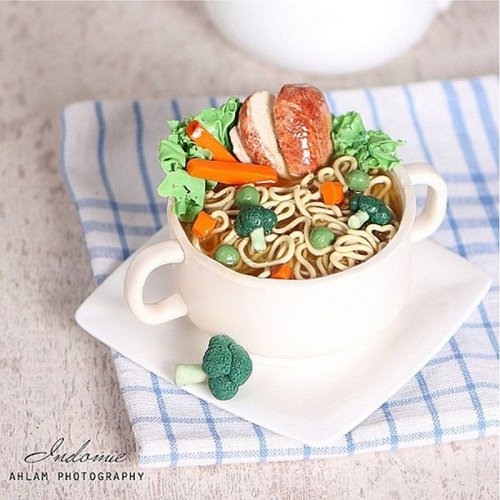 Крошечные копии всяких вкусностей от Алам Алнайди