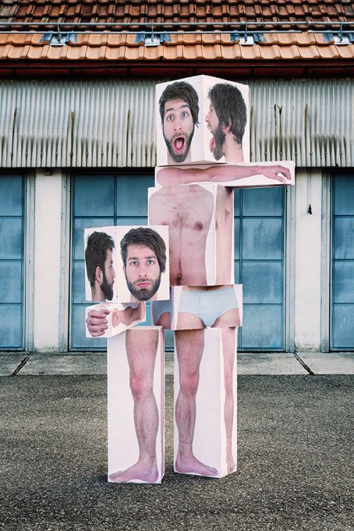 Сюрреалистичная фотосерия "Blocks"