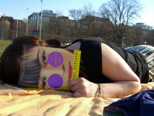 Читатели книг - креатив от Эмили Пуллен