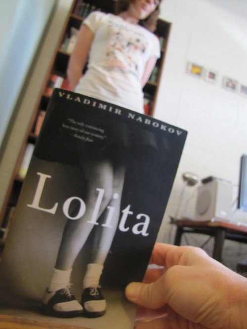 Читатели книг - креатив от Эмили Пуллен